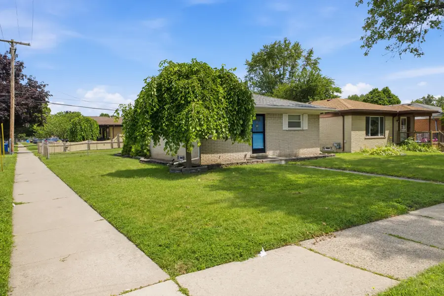 25248 Hass Street, Dearborn Heights, MI 48127 - #2