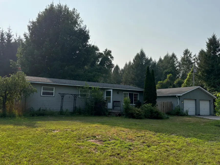 6003 N Oceana Drive, Hart, MI 49420 - #2