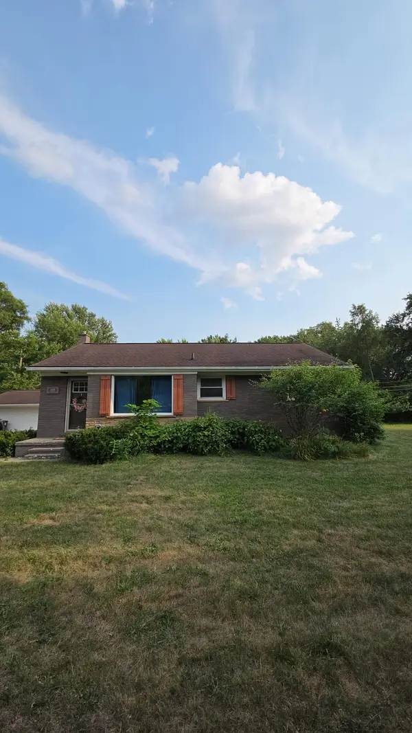 34745 Pinetree Street, Livonia, MI 48150