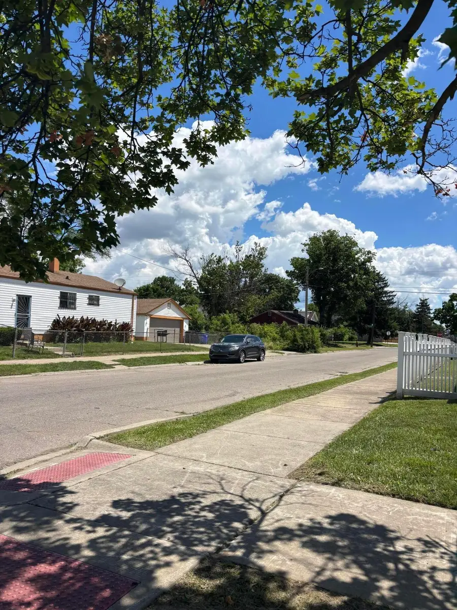 8096 Central Street, Detroit, MI 48204 - #2