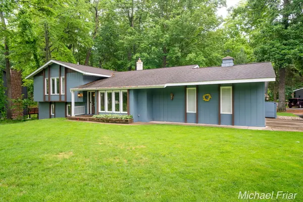 2700 Shadowbrook Drive Se, Grand Rapids, MI 49546