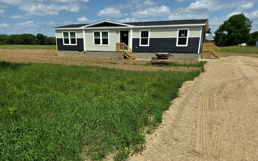 19068 W Yankee Road, Morley, MI 49336 - #2