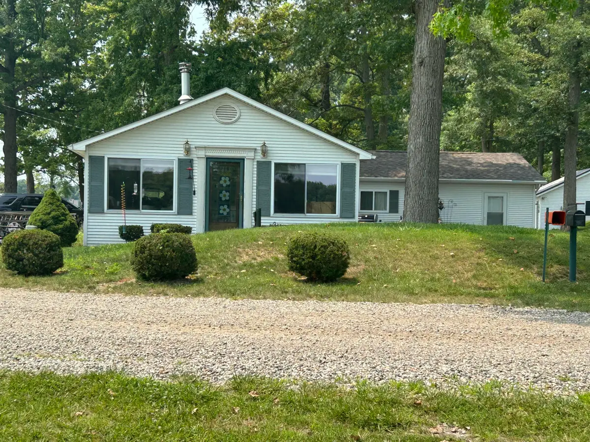 12232 Maple Hillsdale Co. Street, Montgomery, MI 49255 - #1