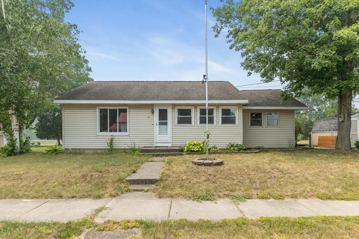 156 Stearns Street, Barryton, MI 49305 - #1