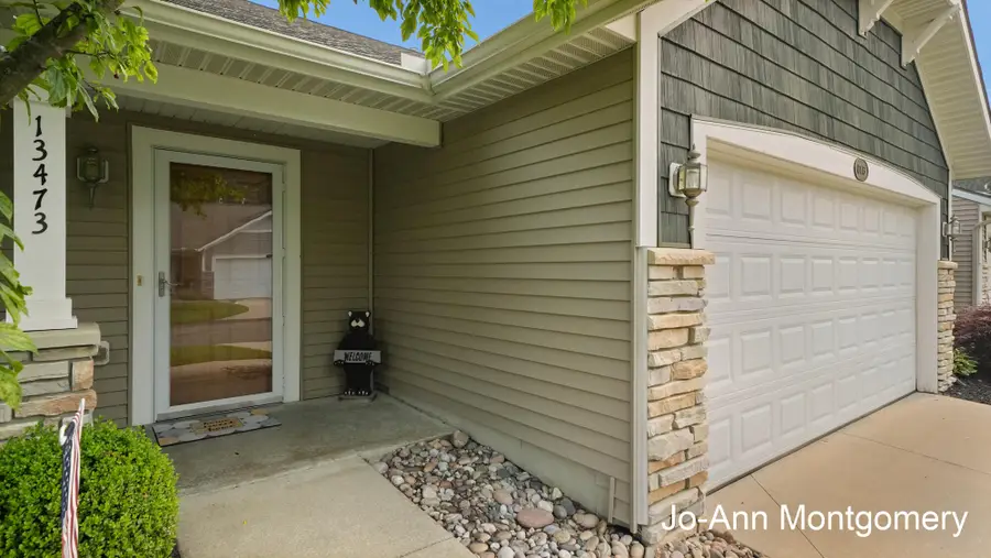 13473 Carpenter Way, Nunica, MI 49448 - #2