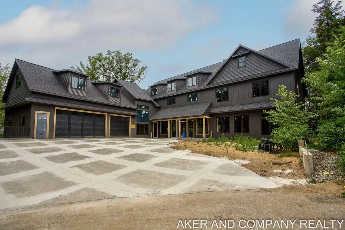 16655 Ten Hagen Drive, West Olive, MI 49460 - #1