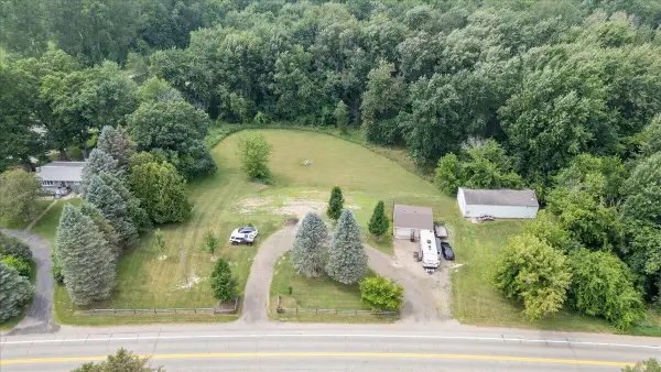 5400 M 106, Stockbridge, MI 49285