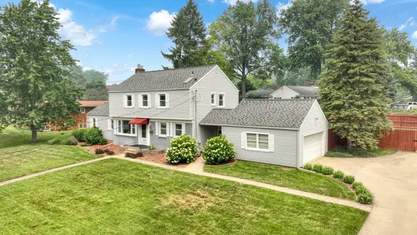 1058 Orchard Road, Adrian, MI 49221