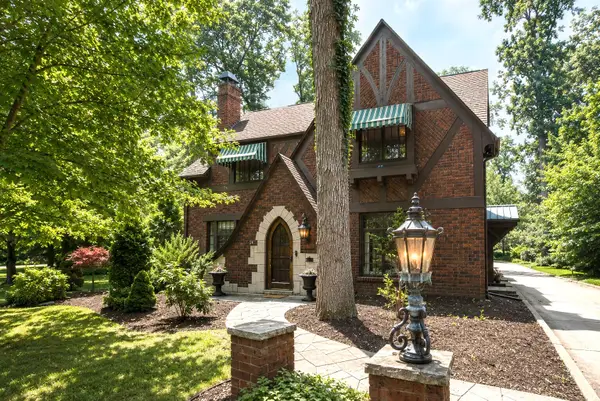 2058 Wildwood Lane, Jackson, MI 49203