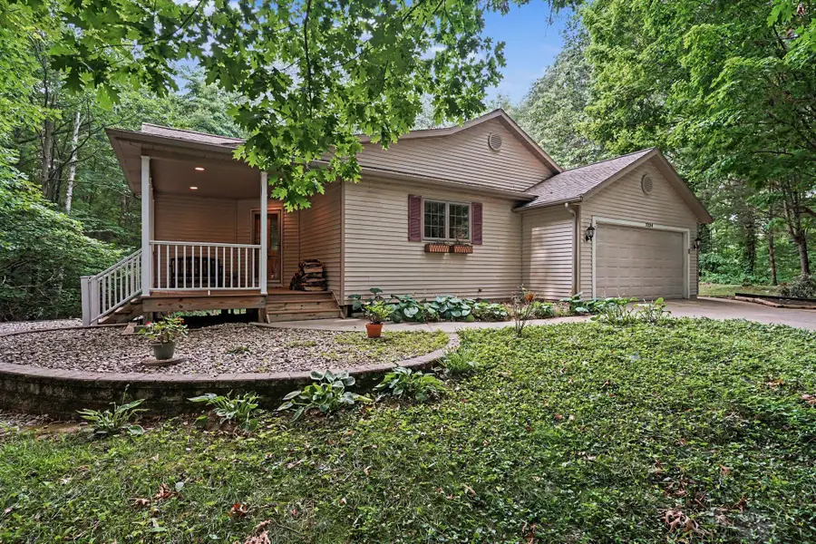 3334 Clearview Lane, Saugatuck, MI 49453 - #3