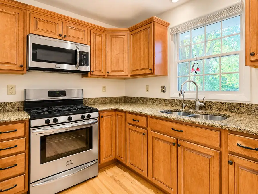826 E Vernon Street, Manchester, MI 48158 - #3