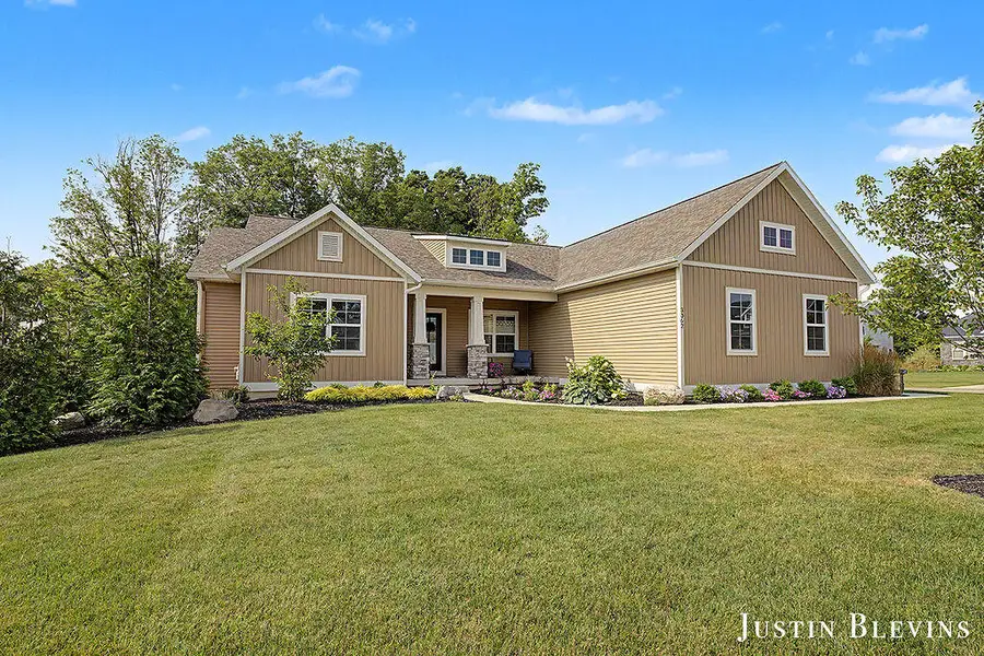 3362 Eagle Peak Court, Jenison, MI 49428 - #2