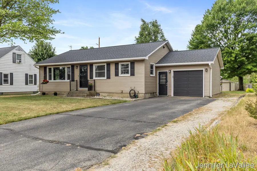11283 Brown Avenue, Allendale, MI 49401 - #2