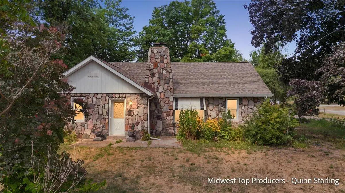 373 N Main Street, Casnovia, MI 49318 - #1