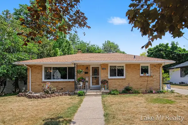 938 Calvary Avenue Nw, Grand Rapids, MI 49504
