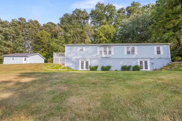 830 Pinewood Avenue, Battle Creek, MI 49014