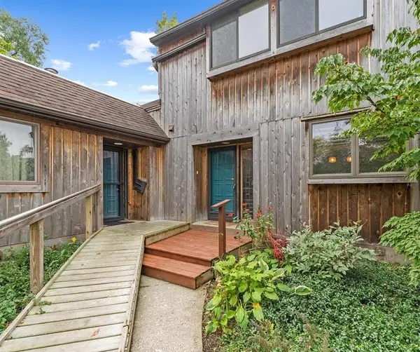 2145 Pauline Court, Ann Arbor, MI 48103