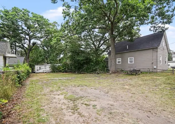 450 W Southern Avenue, Muskegon, MI 49441