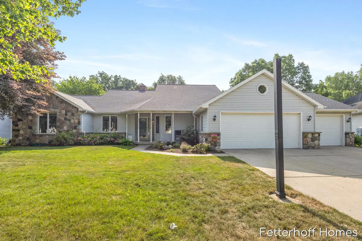 1900 Cherry Run Drive Nw, Grand Rapids, MI 49504 - #1