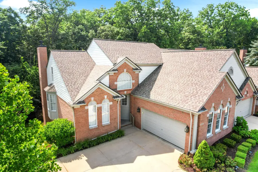 16529 Cottonwood Court, Northville, MI 48168 - #3