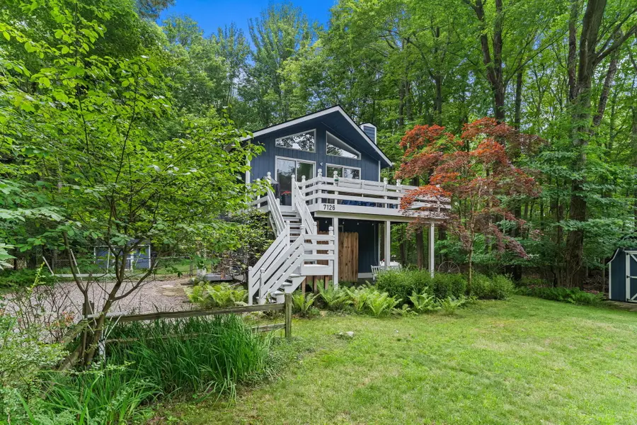 7126 Ridgeway Street, Fennville, MI 49408 - #2