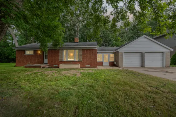 3894 Jennings Drive, Troy, MI 48083