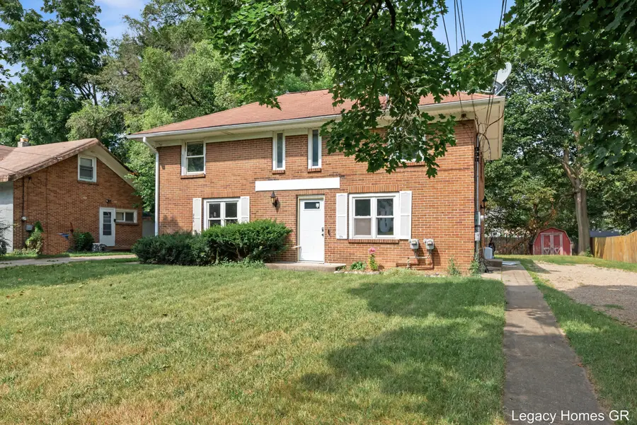 224-226 Maple Street, Parchment, MI 49004 - #2