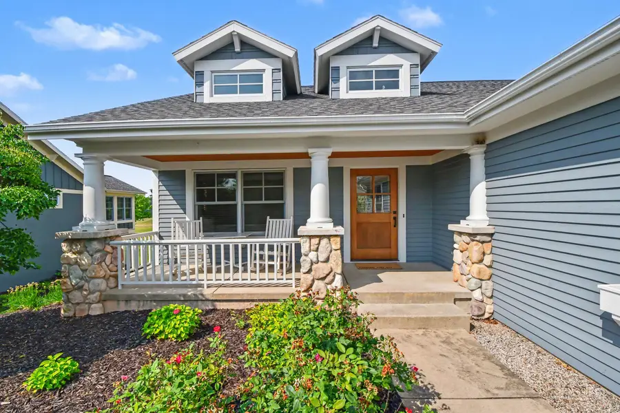 5526 Alhambra Drive Se, Forest Hills, MI 49546 - #3