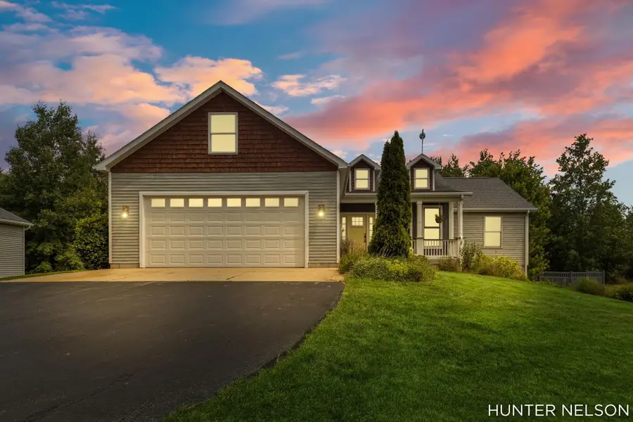 577 E The Lane, Grant, MI 49327 - #2
