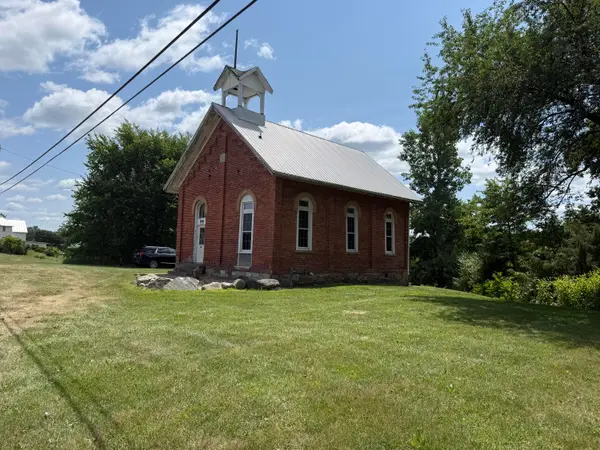 801 E Chicago Road, Quincy, MI 49082