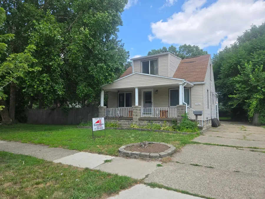 23582 Beierman Avenue, Warren, MI 48091 - #2