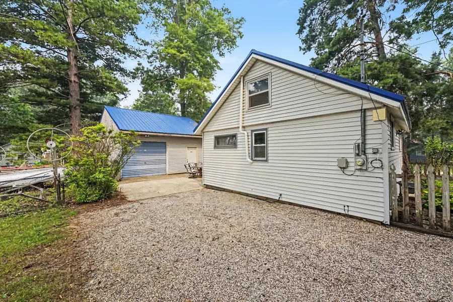 2644 Lansing Street, Crystal, MI 48818 - #3