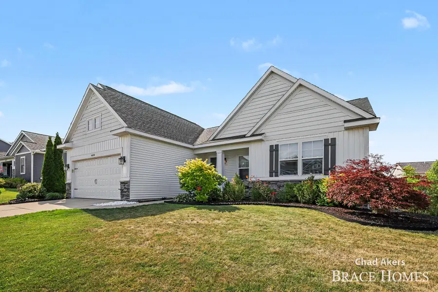 4634 Gordonshire Nw, Grand Rapids, MI 49534 - #3