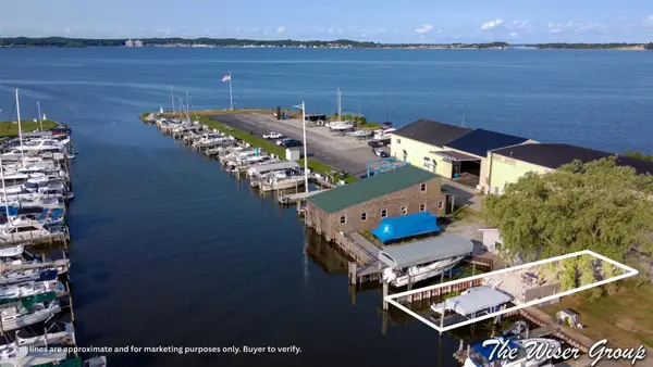 332 Cihak Street, Muskegon, MI 49445