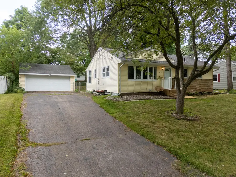 3721 Devonshire Avenue, Kalamazoo, MI 49006 - #2