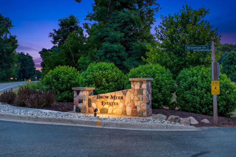 6935 Brow-myer Drive Ne, Rockford, MI 49341 - #2