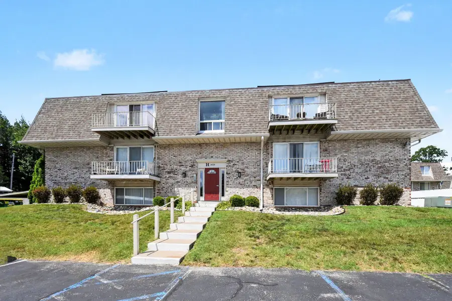 3624 Lakeshore Drive #H-1, Saint Joseph, MI 49085 - #2