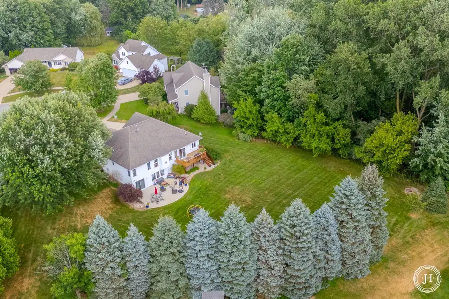 953 Sunset Hills Court Nw, Grand Rapids, MI 49534 - #2