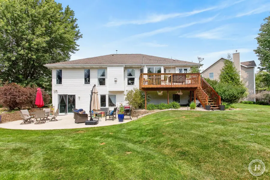 953 Sunset Hills Court Nw, Grand Rapids, MI 49534 - #3