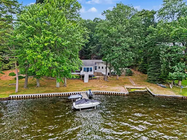 5935 Pleasant Hill Road, Free Soil, MI 49411
