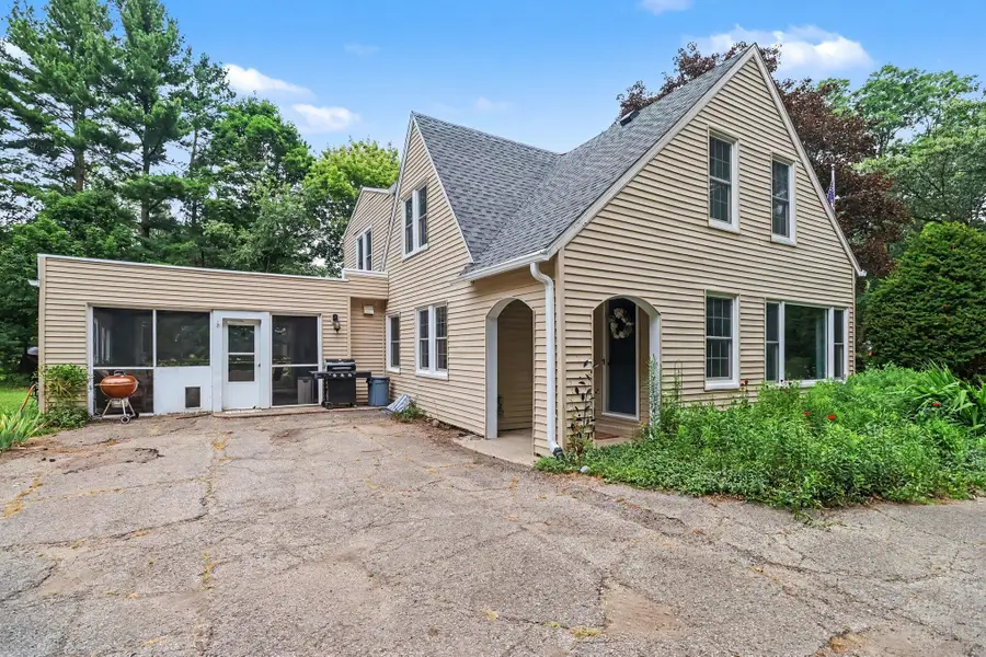 214 W Hamilton Lane, Battle Creek, MI 49015 - #2