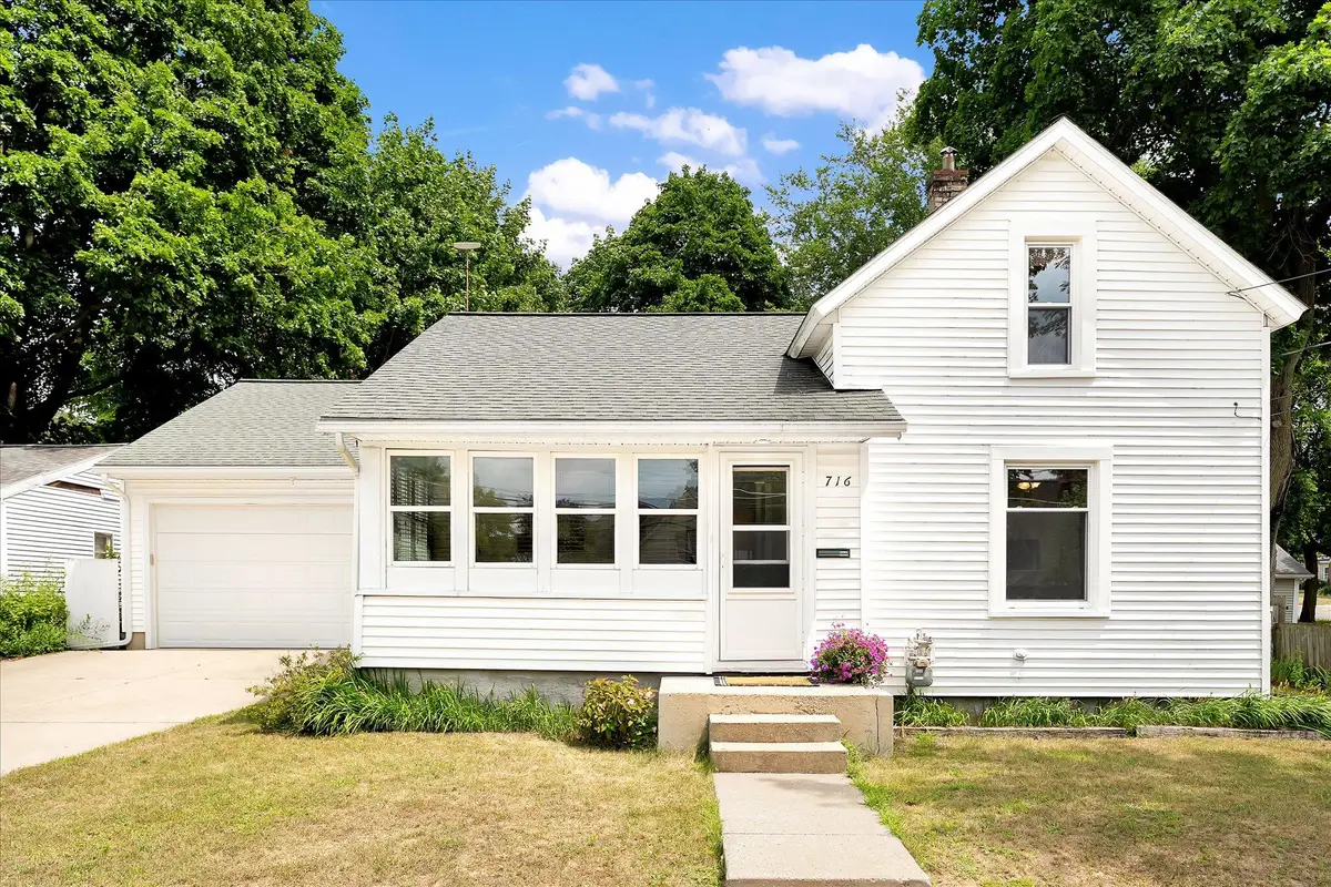 716 Pleasant Street, Belding, MI 48809 - #1