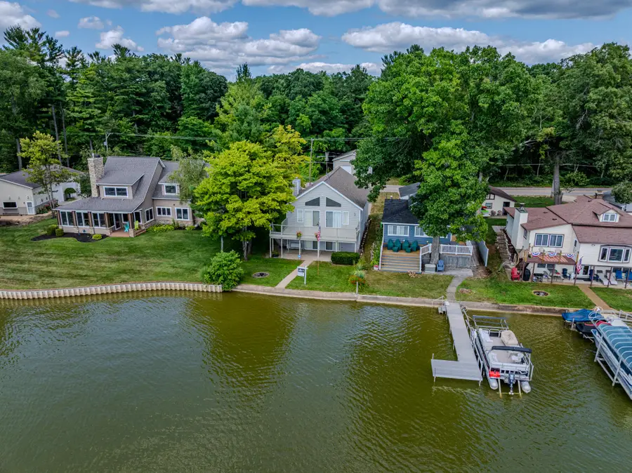 966 E 88th Street, Newaygo, MI 49337 - #2