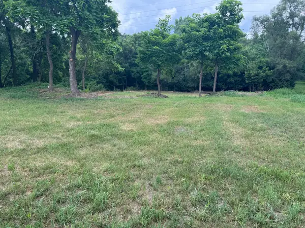1902 Baker Drive, Kalamazoo, MI 49048