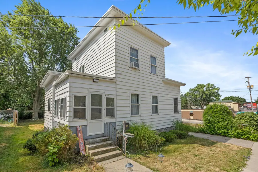 852 Leonard Street Ne, Grand Rapids, MI 49503 - #3