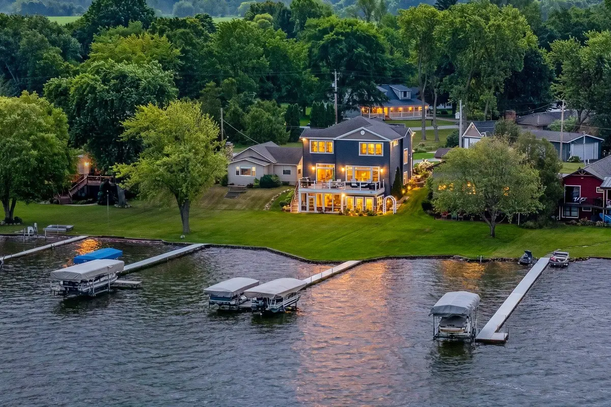 7705 S Indian Lake Drive, Vicksburg, MI 49097 - #1