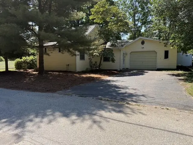 105 W Johannah Street, Whitehall, MI 49461 - #2