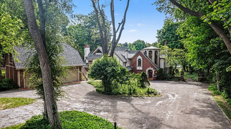 460 E Long Lake Road, Bloomfield Hills, MI 48304 - #3