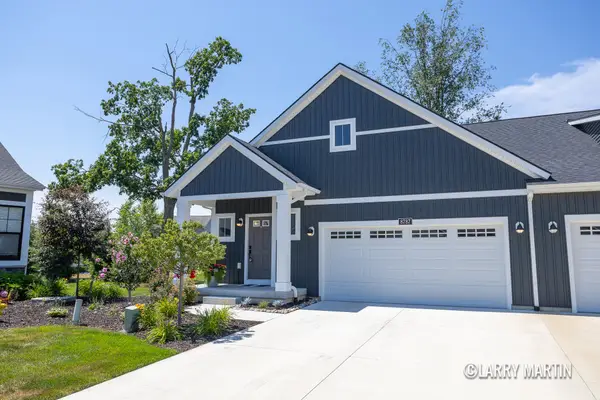 8787 Brayridge Drive, Jenison, MI 49428
