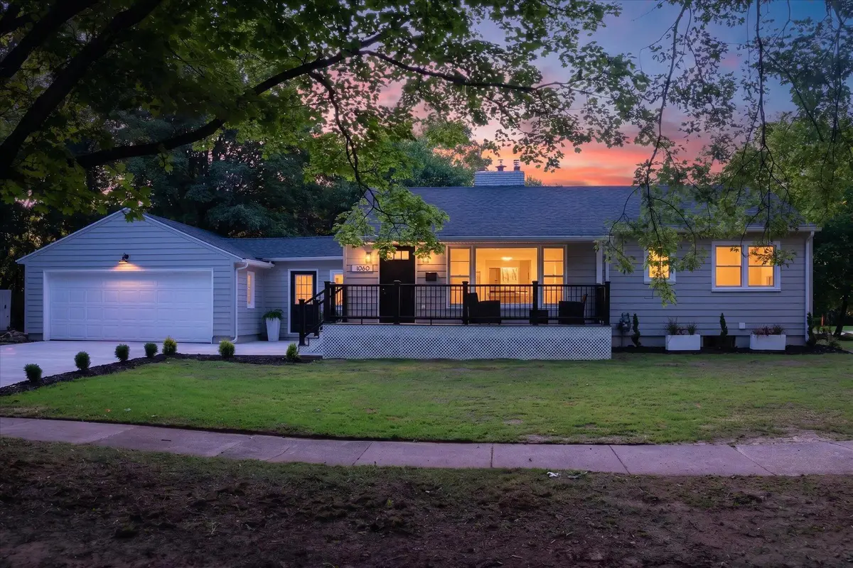 1060 Conlon Avenue Se, Grand Rapids, MI 49506 - #1